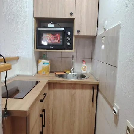 בית נופש Ema *