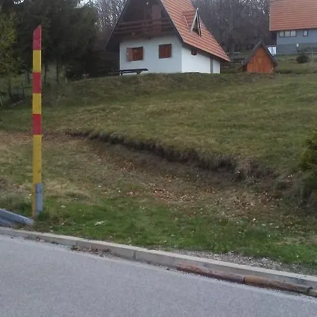 בית נופש Ema *